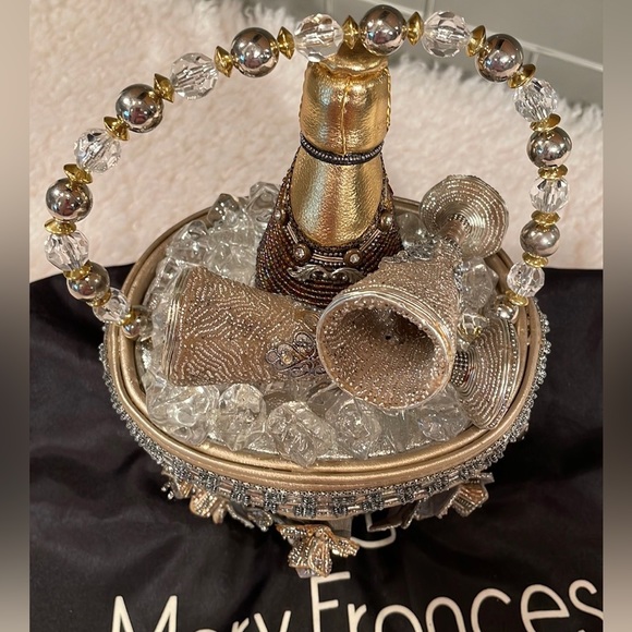 Mary Frances “Drinks for two” purse handbag - Picture 3 of 15